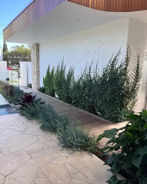 Garden landscaping by Sunny Garden in Long Jetty