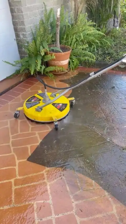 Pressure washing by Sunny Garden on the Central Coast